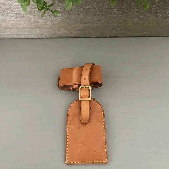 Louis Vuitton Luggage Tag & Poignet Set - Picture 3 of 12